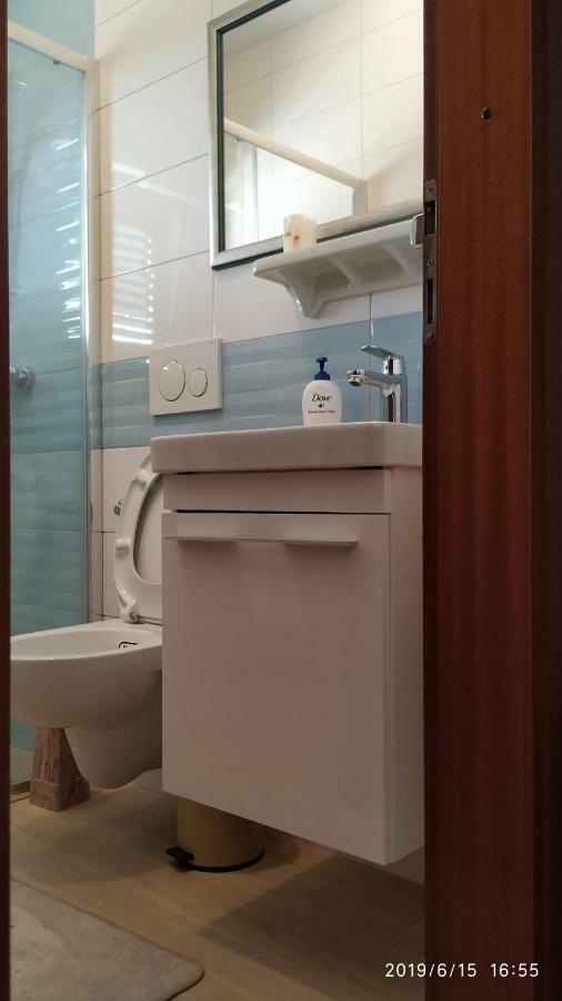 Apartments Racetin Марина Екстериор снимка