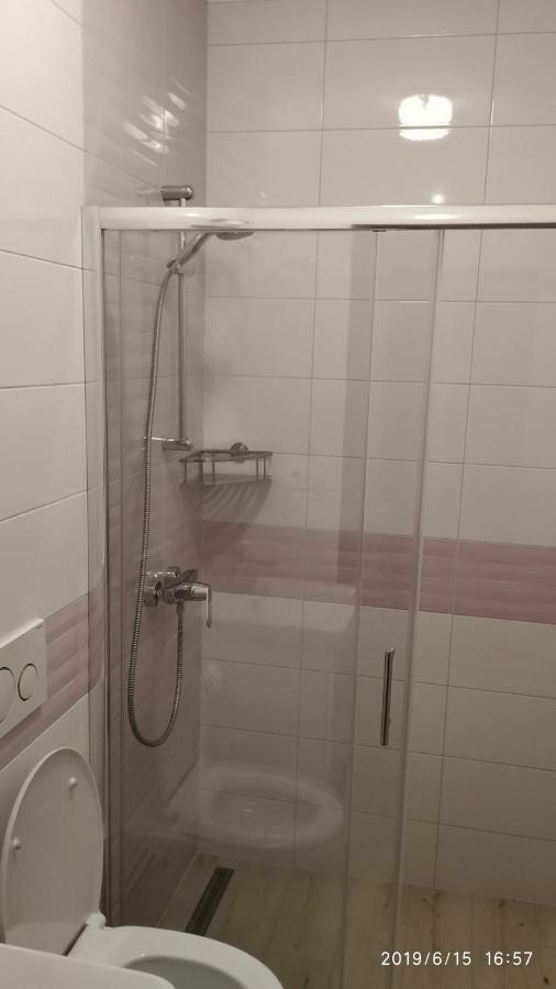 Apartments Racetin Марина Екстериор снимка